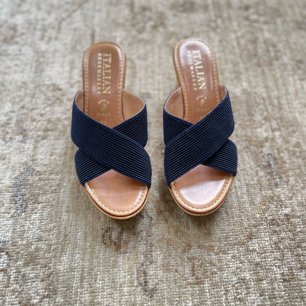 Italian Shoemakers Navy Crisscross Elastic Mule Sandals - Picture 2 of 12
